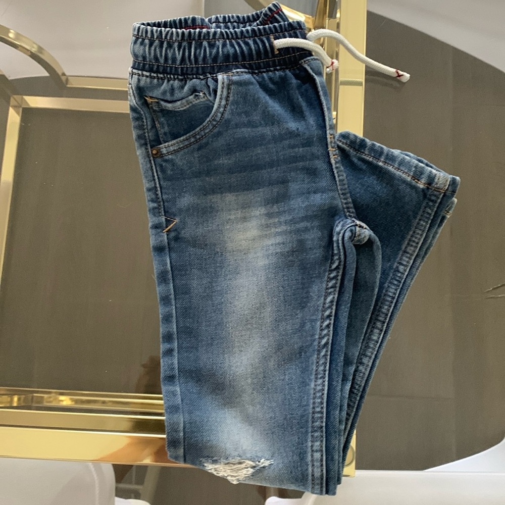 Boys Cat & Jack Jeans Sz 5